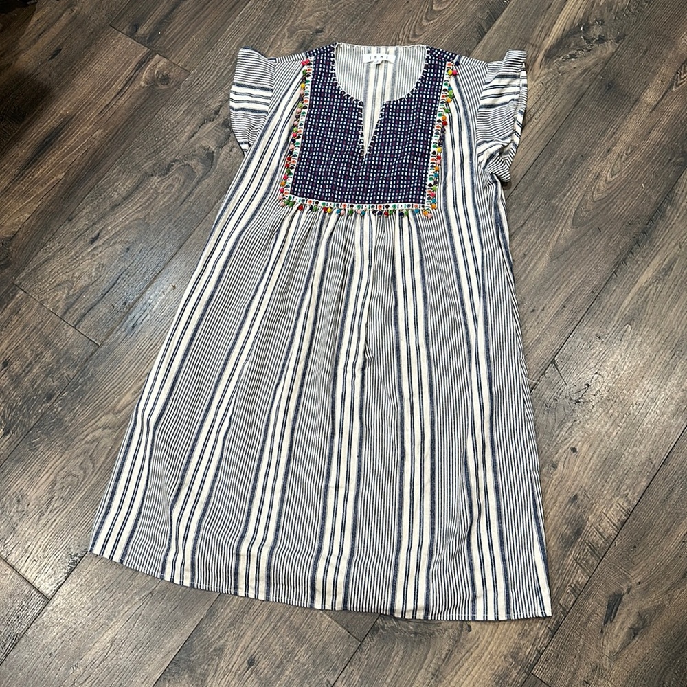 THML dress with pockets with Pom Pom detail Size Small